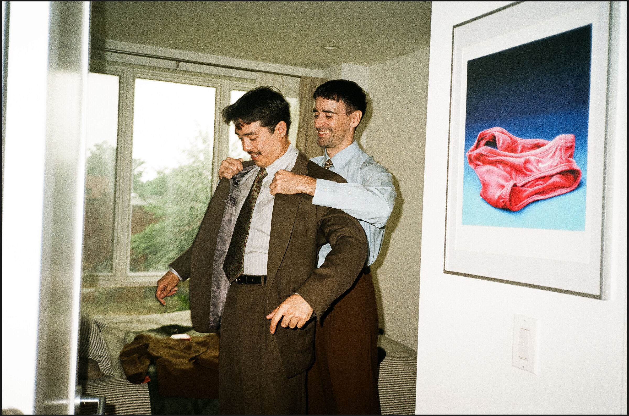 Jackson and Alistair's NYC wedding, captured on film by Lana Dubkova, photo 5